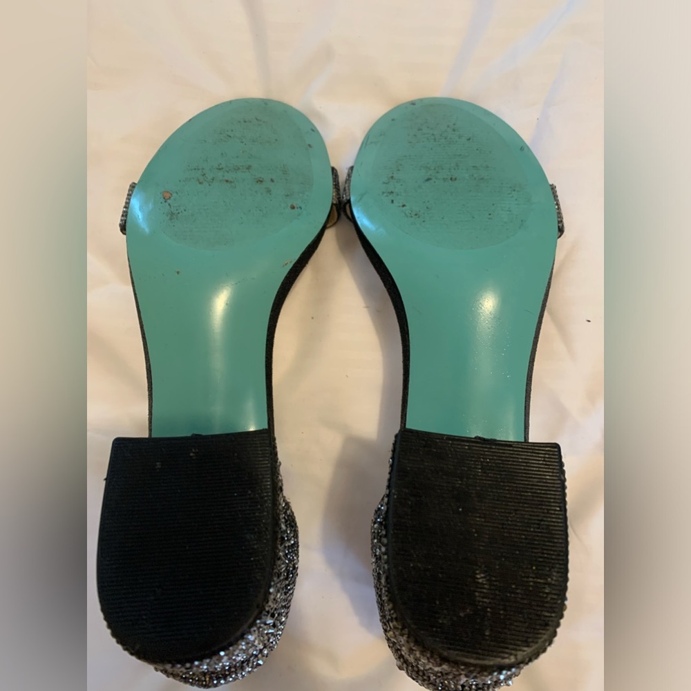 Betsey Johnson size 10 evening sandals. - Picture 5 of 9